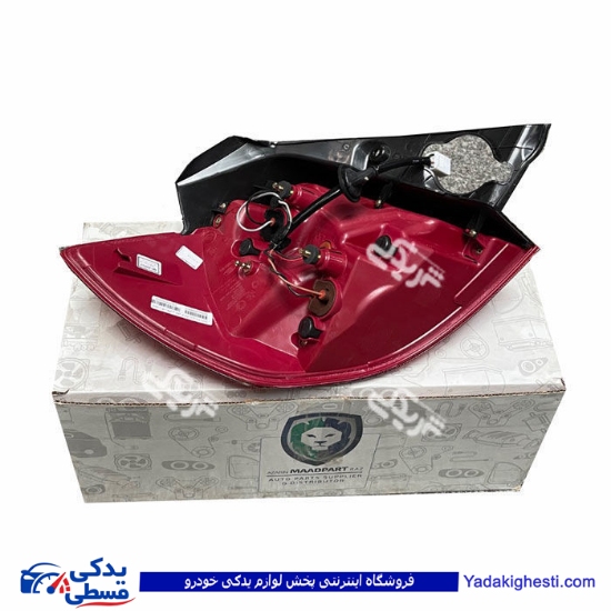 چراغ خطر روی گلگیر راست کوئیک مادپارت 9000829899